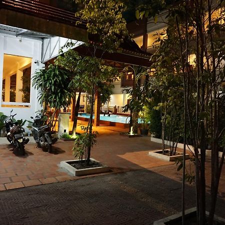 Sihanoukville Plaza Hotel Extérieur photo