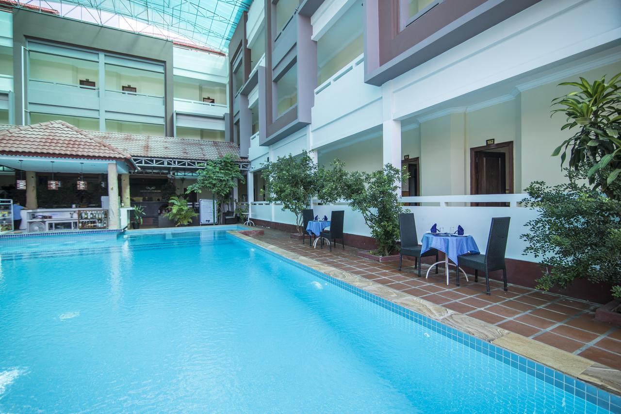Sihanoukville Plaza Hotel Extérieur photo