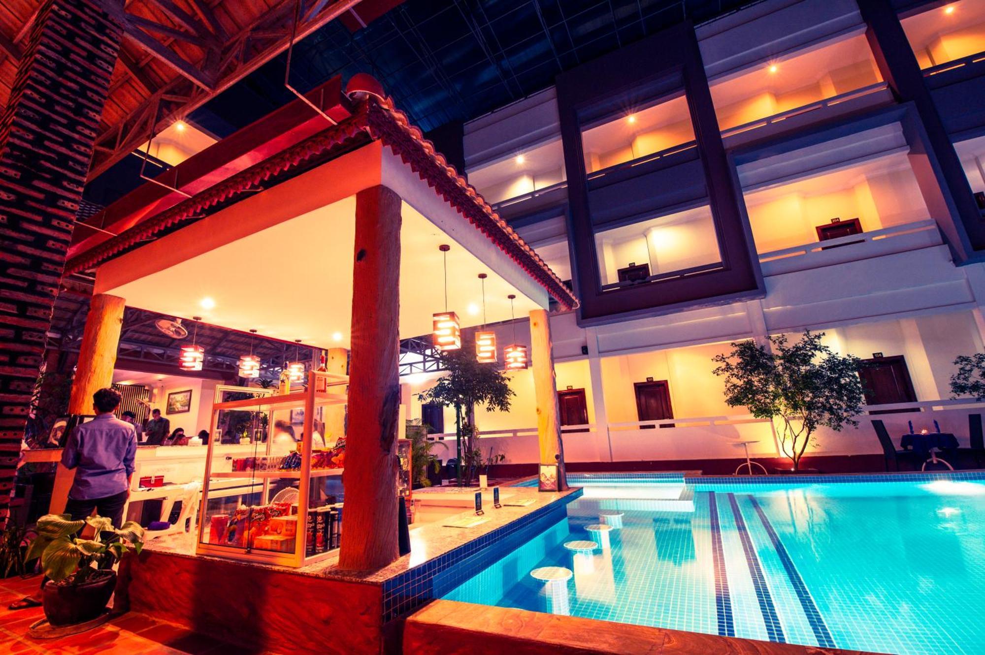 Sihanoukville Plaza Hotel Extérieur photo
