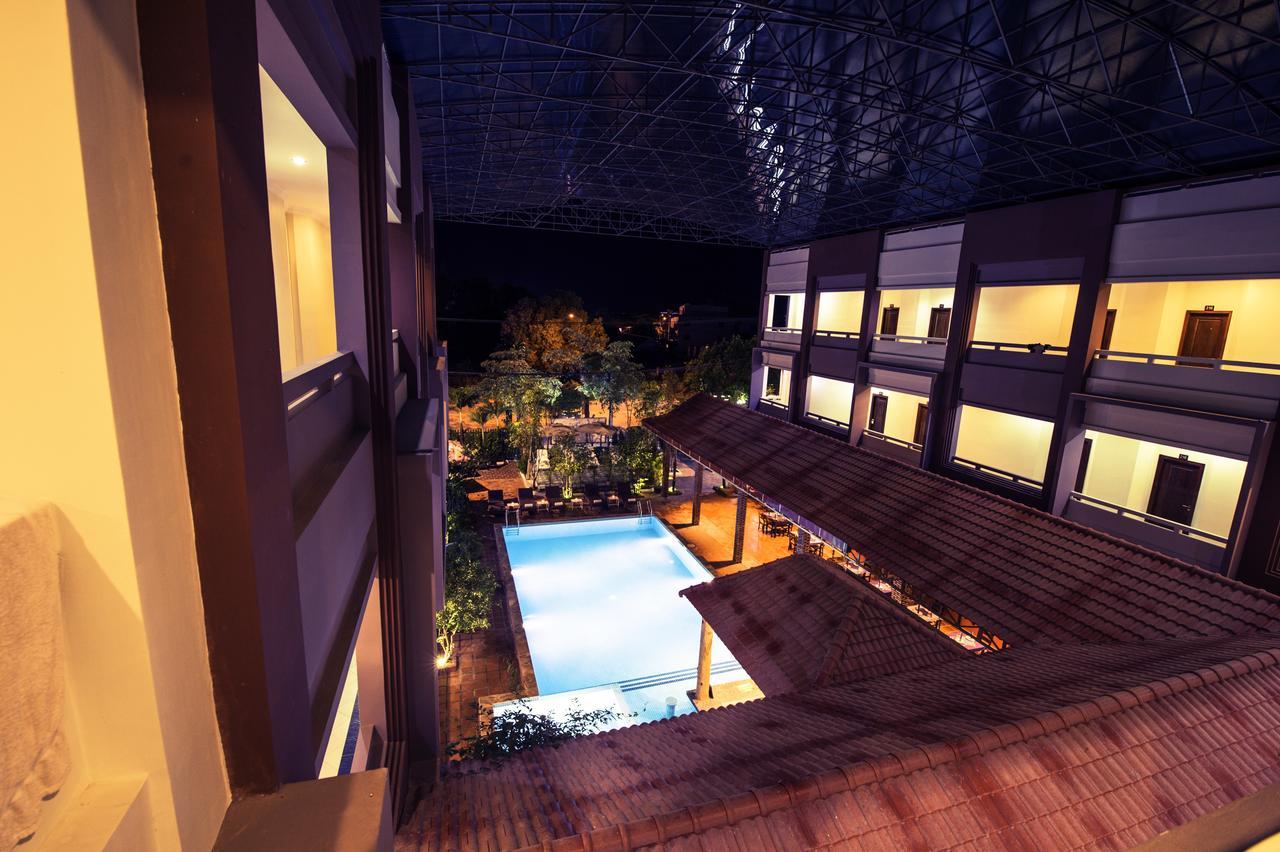 Sihanoukville Plaza Hotel Extérieur photo